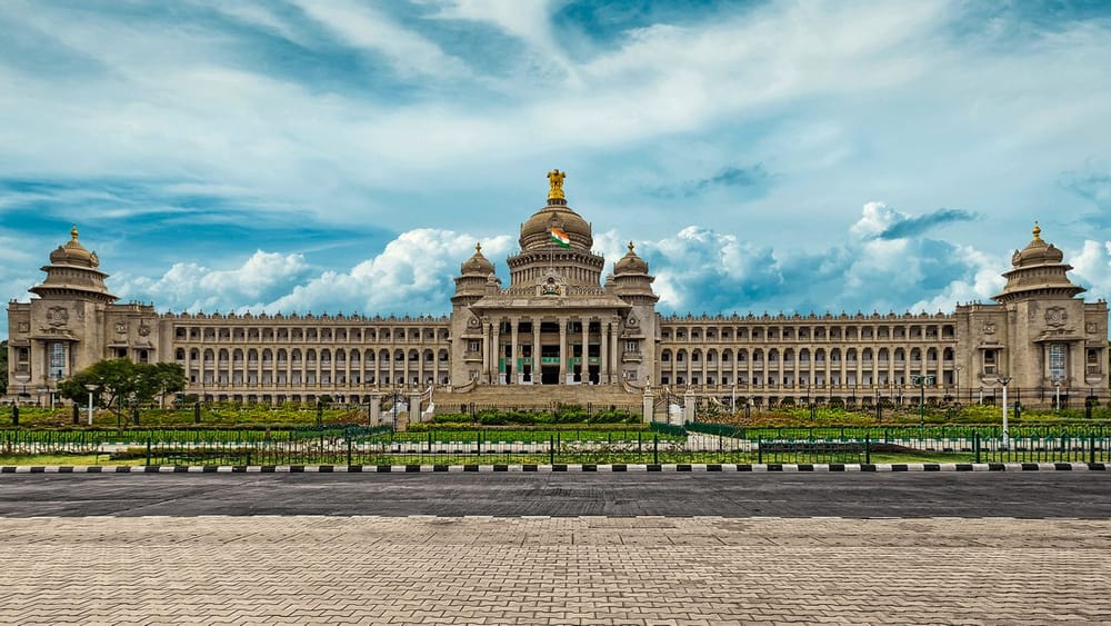 The Smart Bangalore City Guide: Tech, Microbrews, and Maximizing Your Short Stay