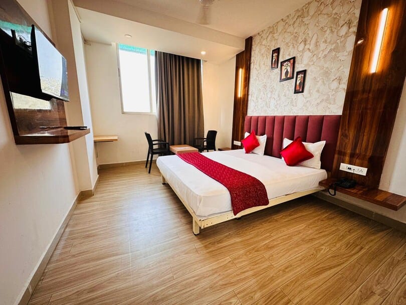 Best Hourly Hotels in Pune 2025 - Book 3, 6 or 12 Hour Rooms | SliceStay