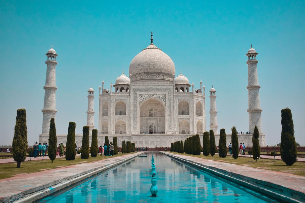 Agra in a Few Hours? There's a Hotel for That