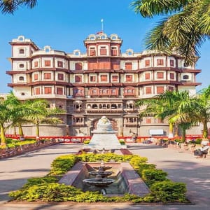 The Complete Local Indore City Guide: Secrets of India's Cleanest City